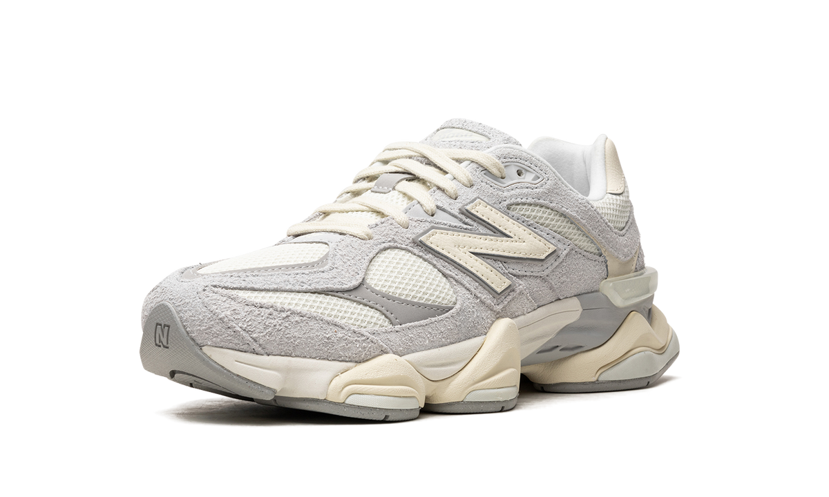 New Balance 9060 "Quartz Grey" Sneakers