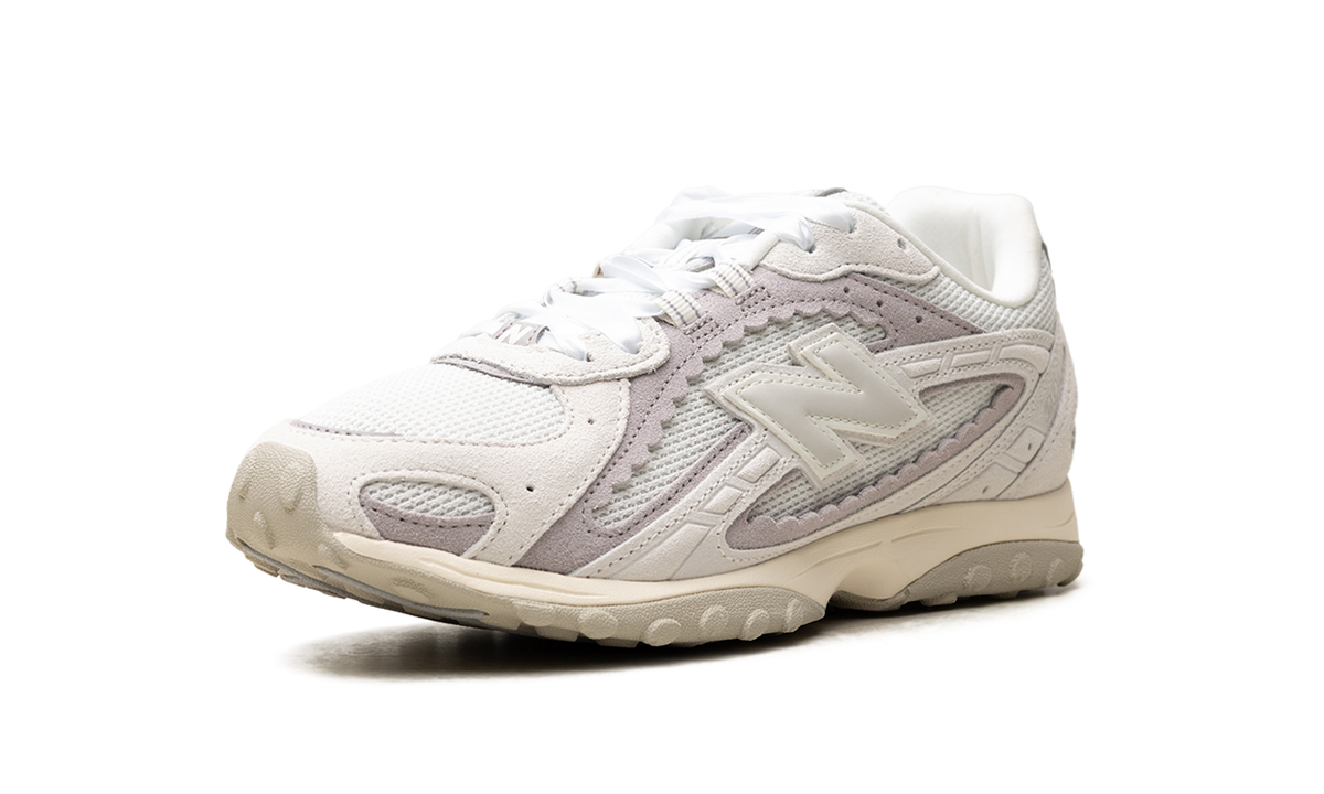 New Balance 204L "Reflection" Sneakers