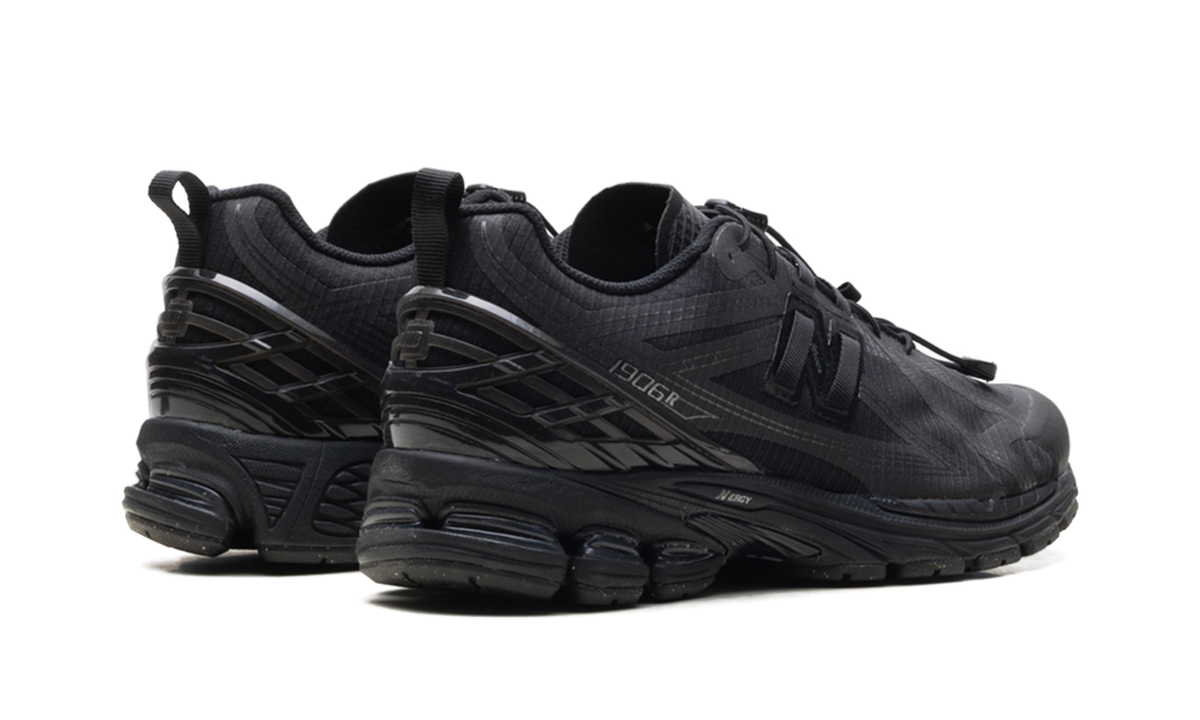 New Balance 1906R "No Sew Pack - Black" Sneakers