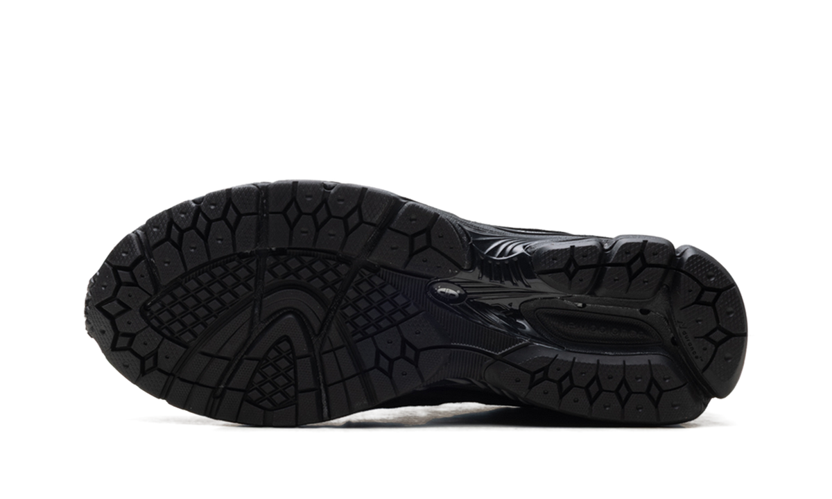 New Balance 2002 Protection Pack "Black" Sneakers