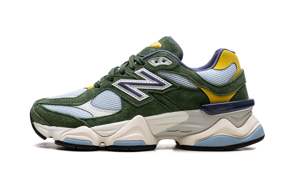 New Balance 9060 "Alpine Green" Sneakers