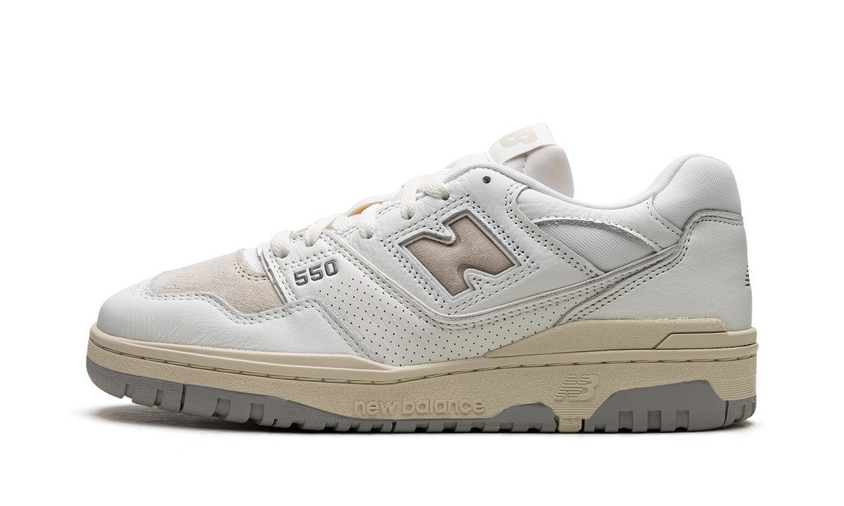 New Balance 550 "Vintage" Sneakers