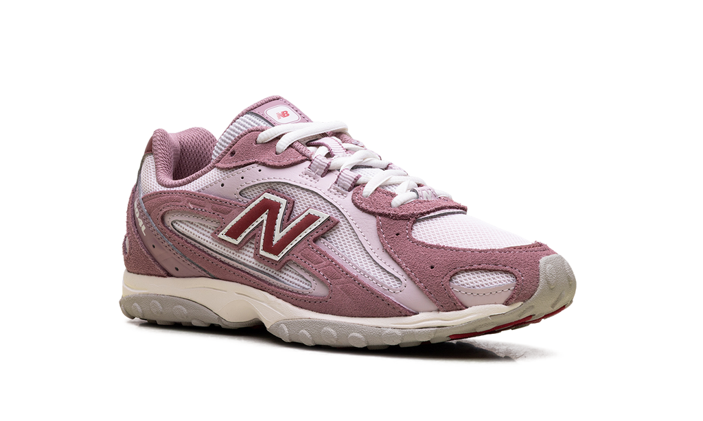 New Balance 204L "Valentine's Day" Sneakers