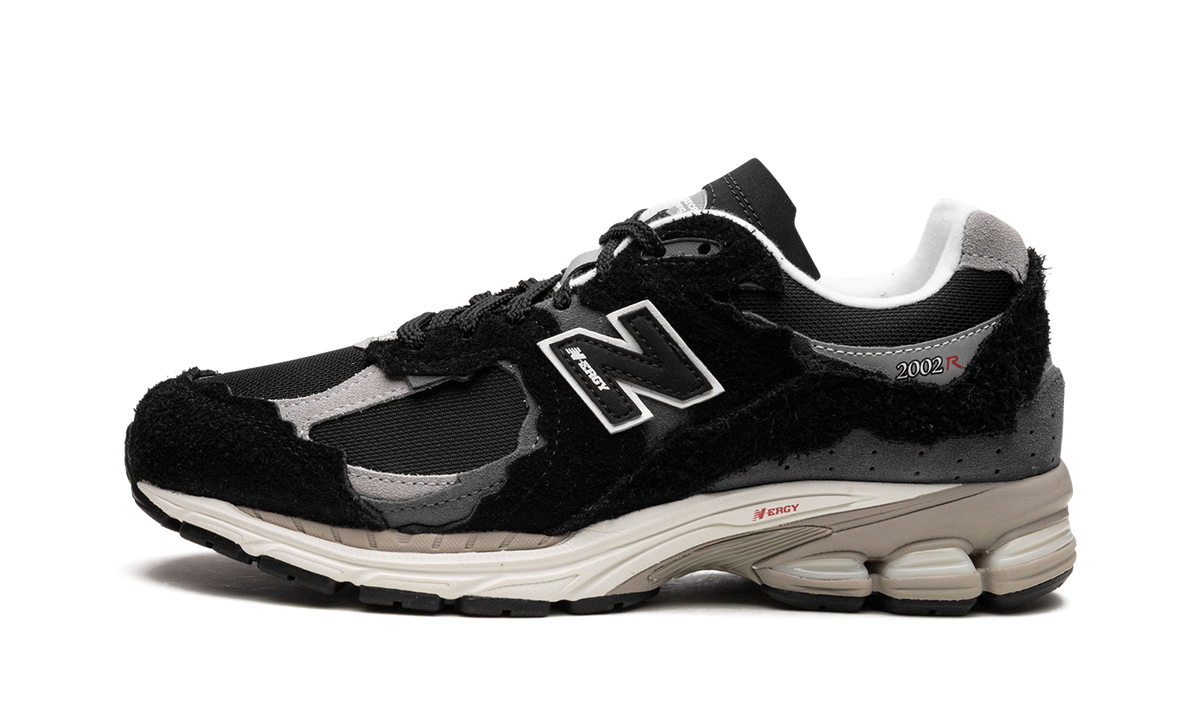 New Balance 2002R "Protection Pack - Black/Grey" Sneakers