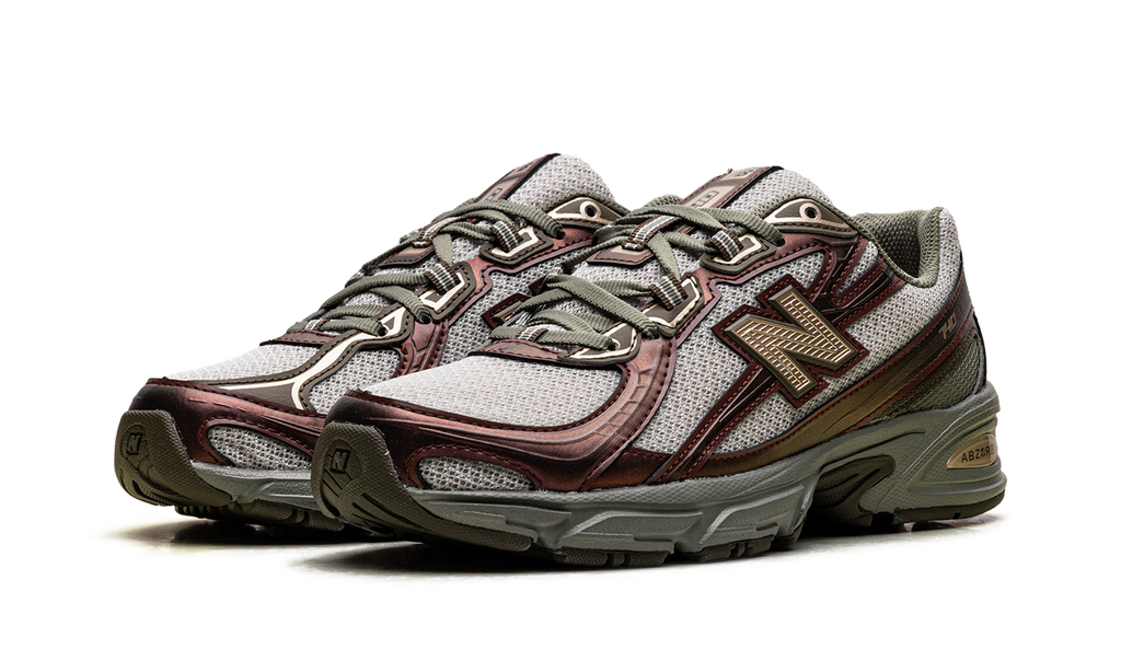 New Balance 740 "Woodland Dark Olivine" Sneakers